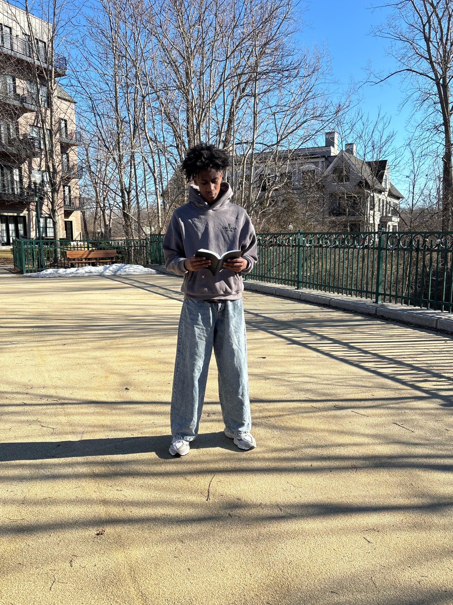 God’s Love Hoodie (Grey)