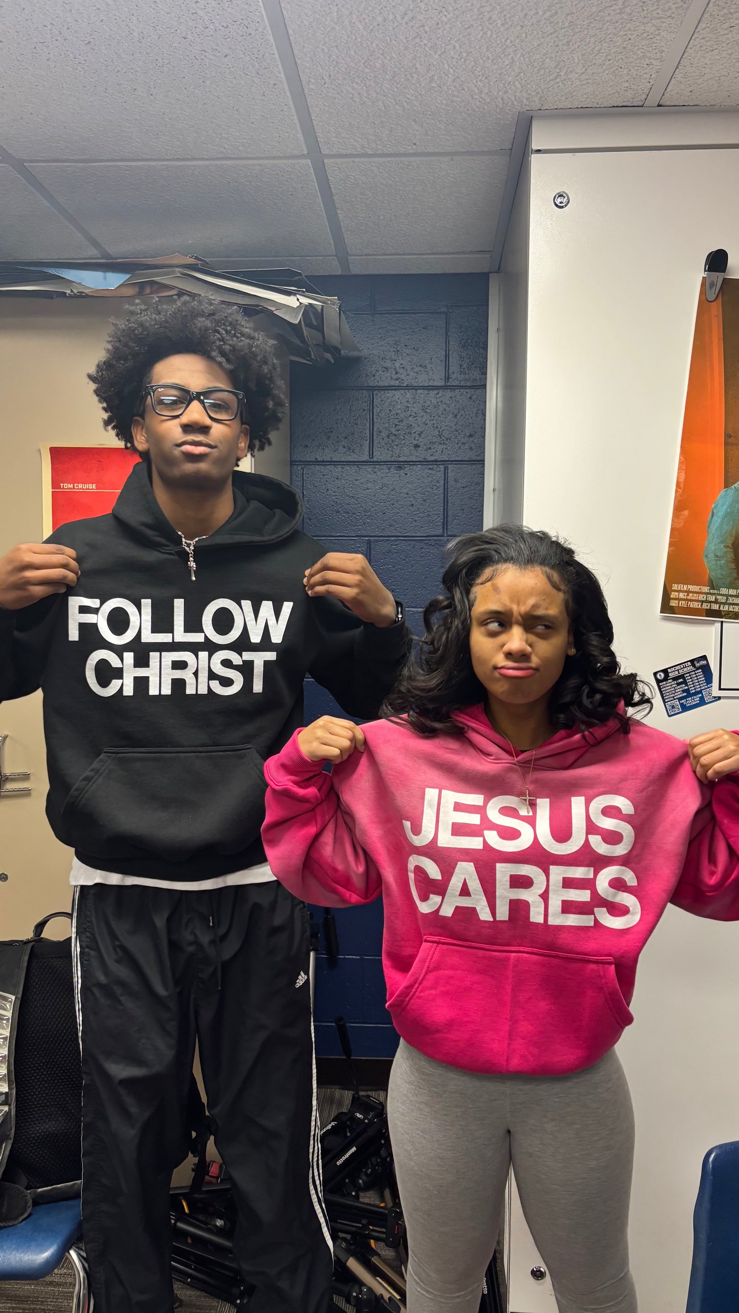 “JESUS SAVES!” HOODIE [ROSE]